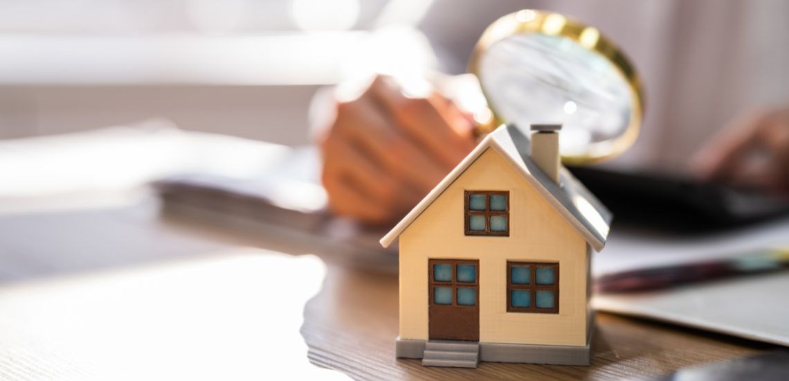 house-magnifying-glass